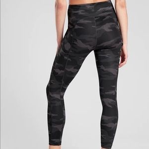 Ultimate Stash Pocket Camo 7/8 Tight